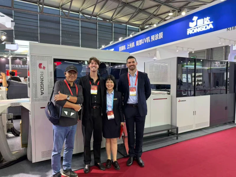 Kemasan Rongda Kabeh ing Cetak China 2026: Demo Langsung saka BFM1000 Automatic Case Maker
